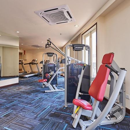 Oyo Home 44077 The Platinum Hotel & Suites- King ملقا المظهر الخارجي الصورة