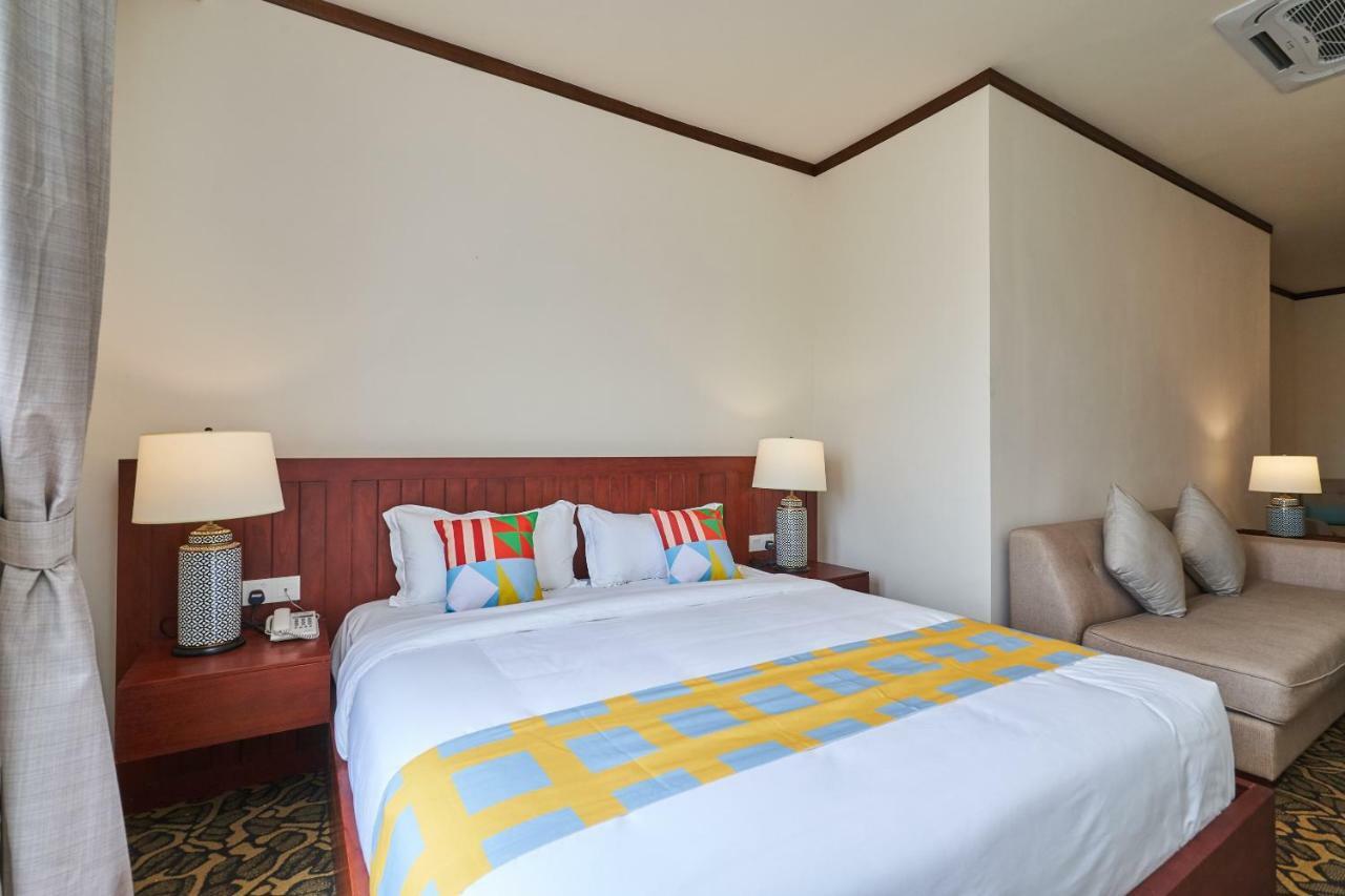 Oyo Home 44077 The Platinum Hotel & Suites- King ملقا المظهر الخارجي الصورة